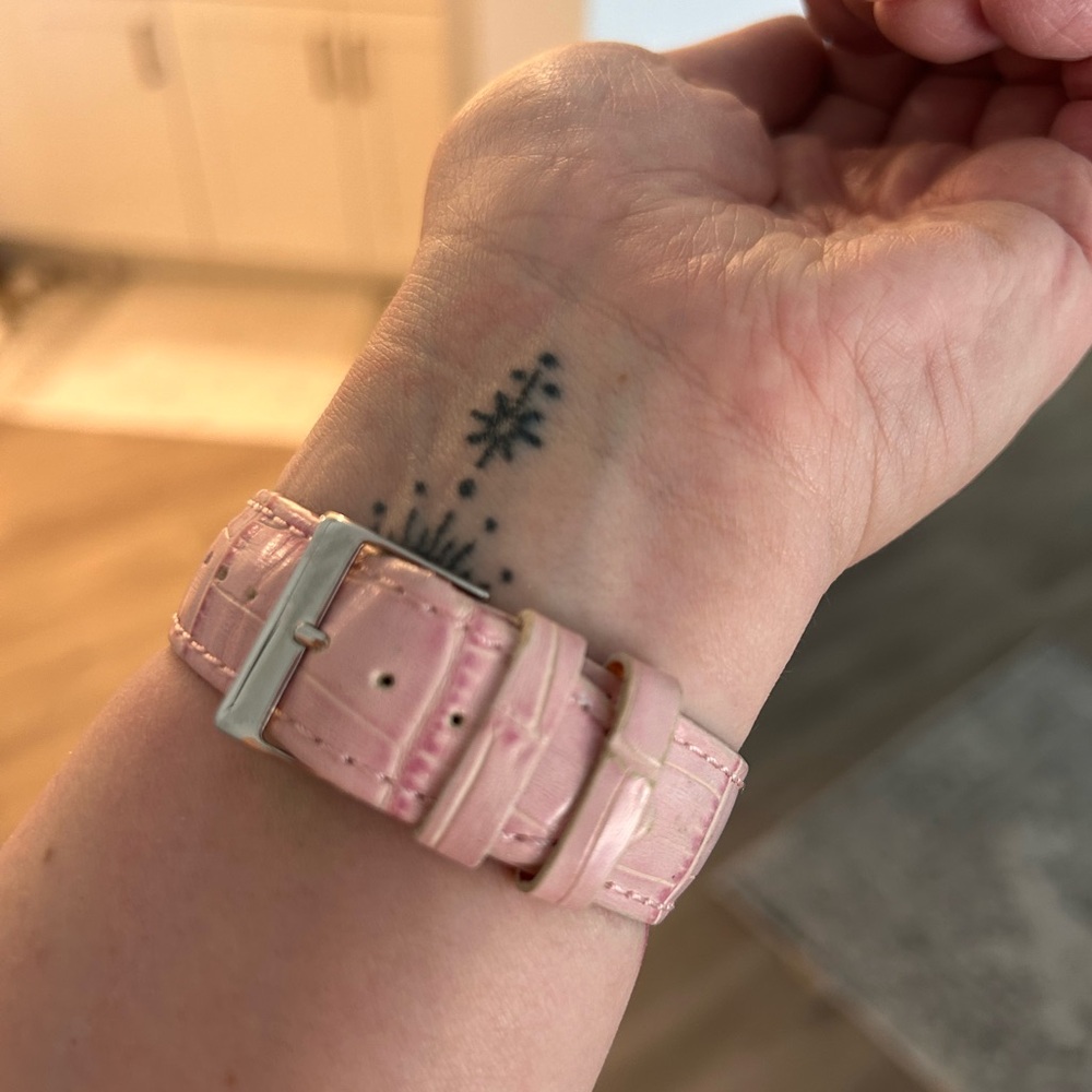Pink Heart Rhinestone Guess Watch - Picture 7 of 7